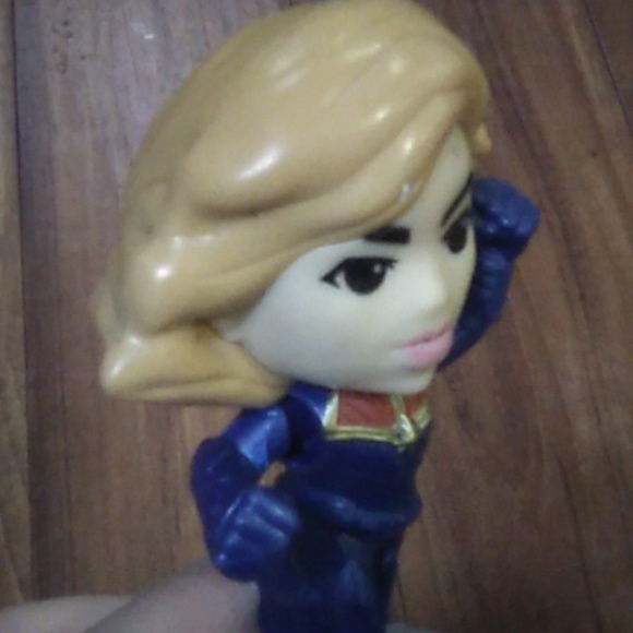 Captain Marvel happy meal toy - Picture 7 of 7